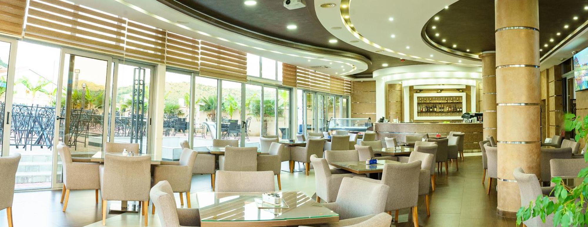 Hotel Oasis Podgorica Eksteriør bilde