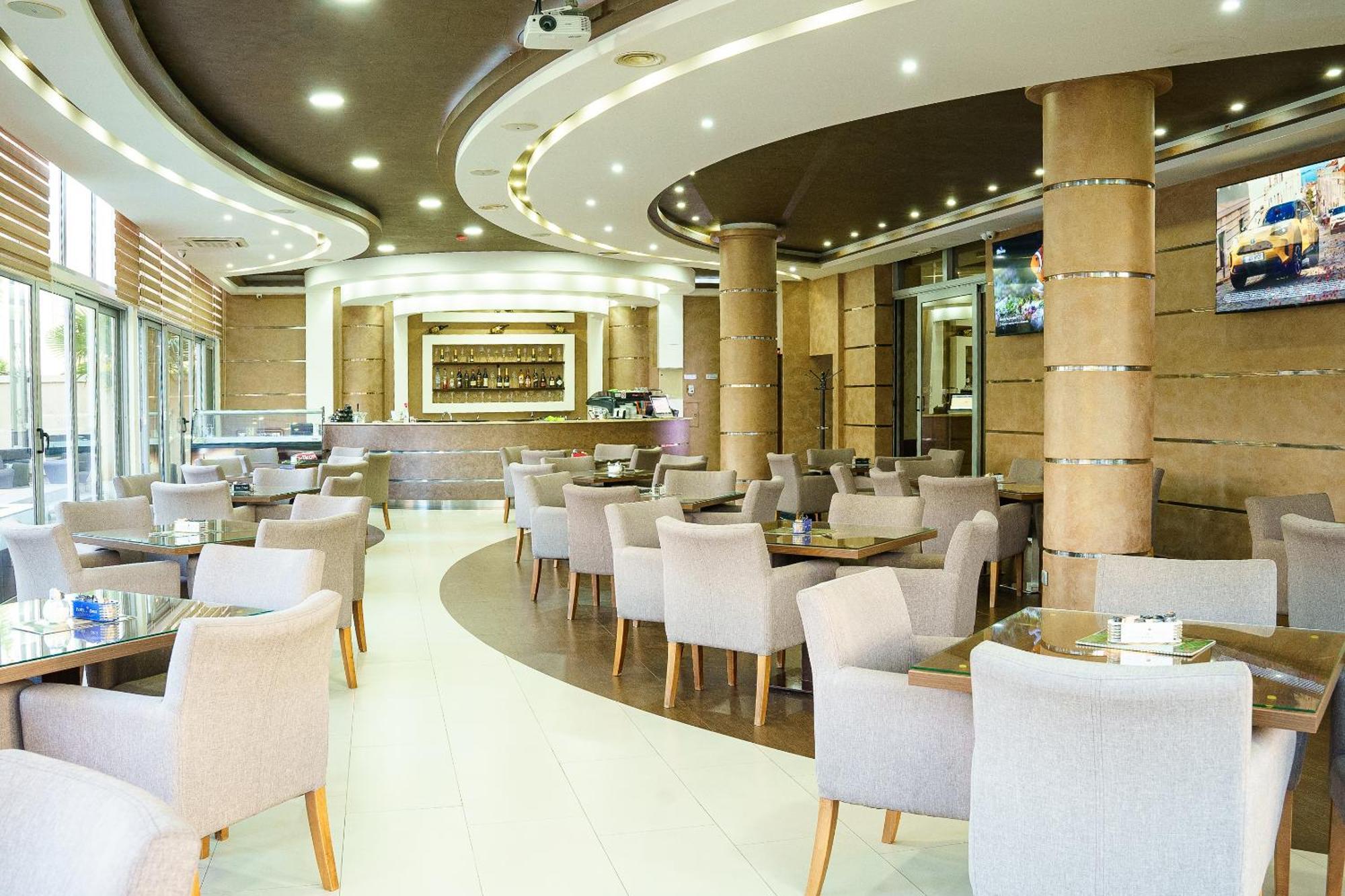 Hotel Oasis Podgorica Eksteriør bilde