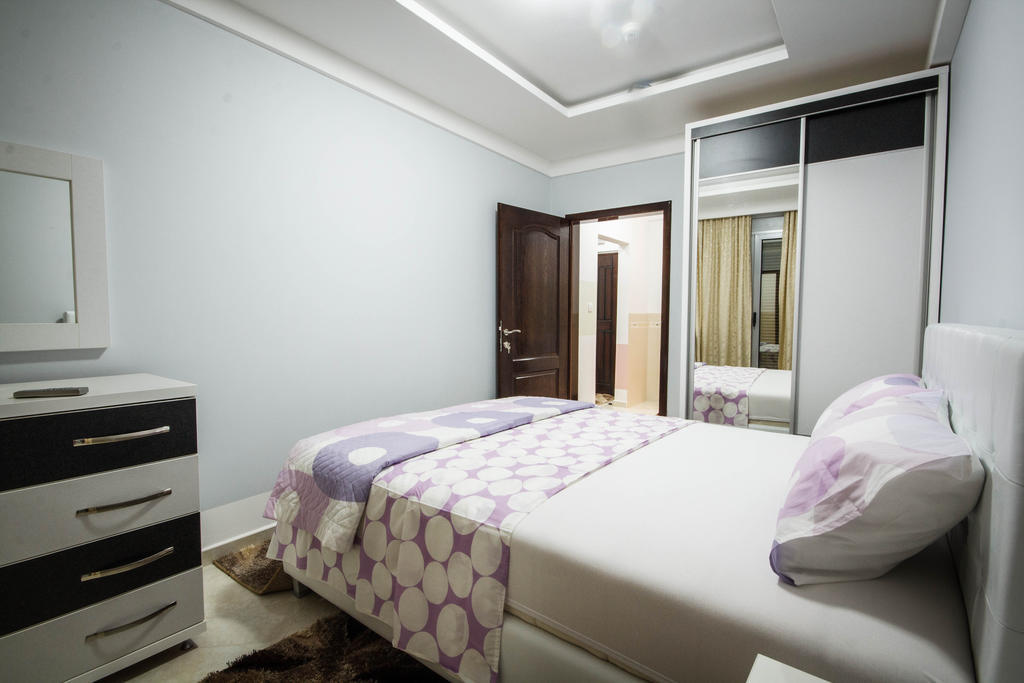 Hotel Oasis Podgorica Rom bilde