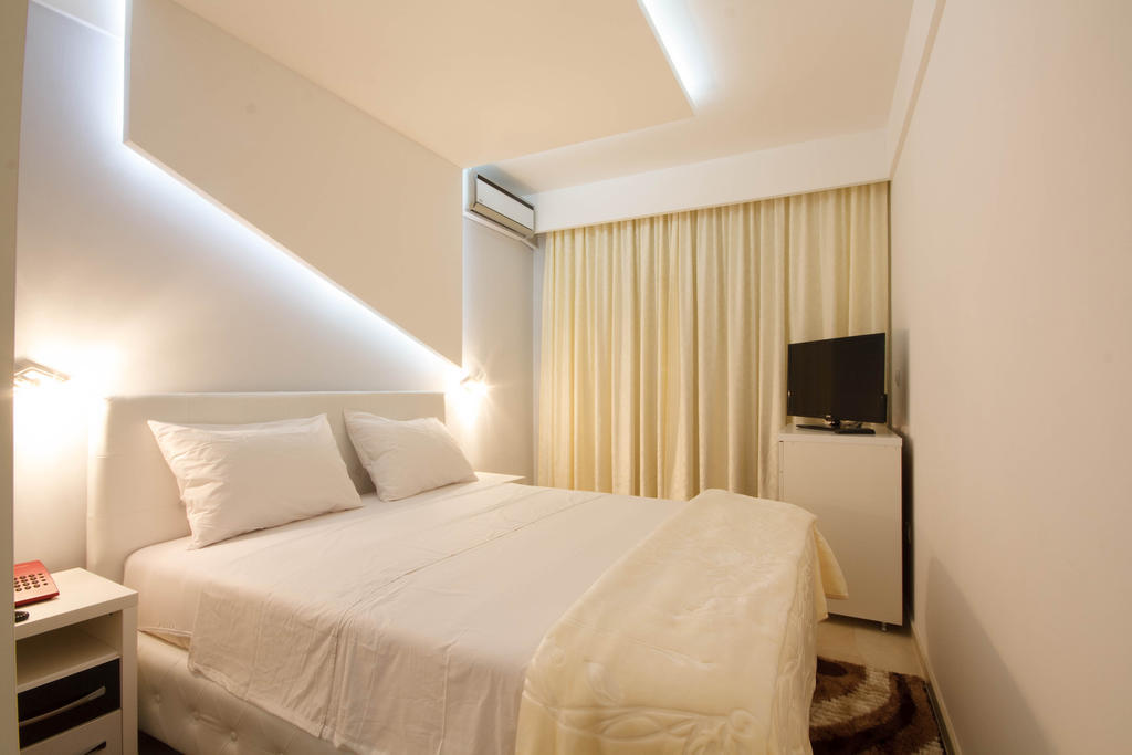 Hotel Oasis Podgorica Eksteriør bilde